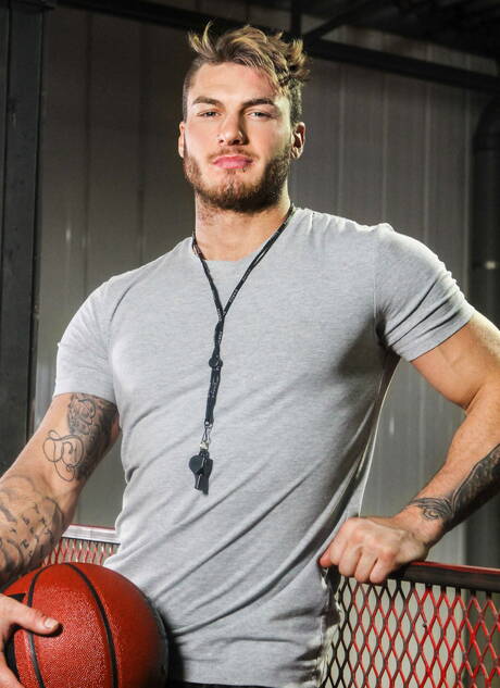 タイル、ピエール、イーサン・チェイス、ジョーダン・フォックスの熱いセックス