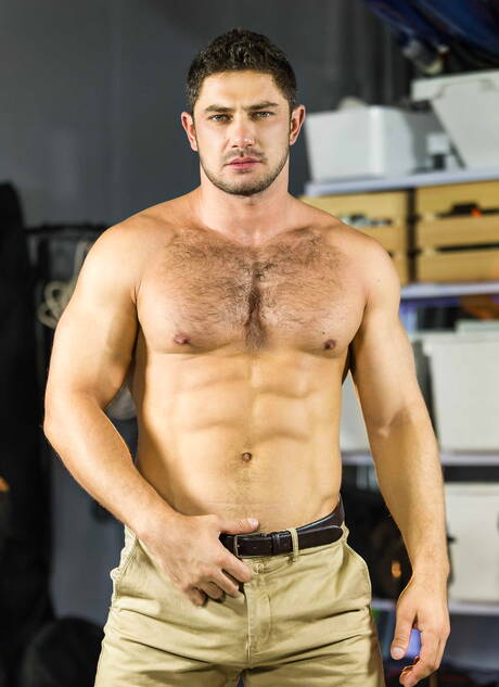 Men.com: Russian beefcake Dato Foland and belgian strongman Damon Heart fuck after dick sucking