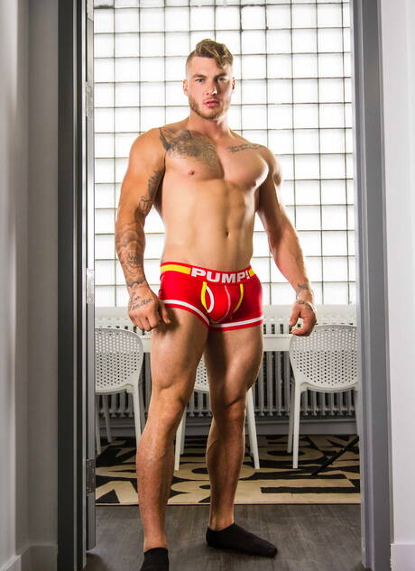 Latino stud Derek Allan and canadian hunky guy William Seed sucking and fucking each other