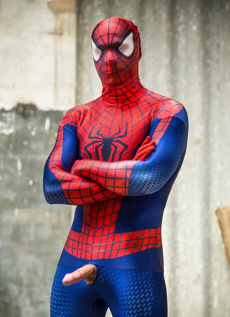 Nice american buddies muscular Will Braun and husky guy Aston Springs banged each other with fisting