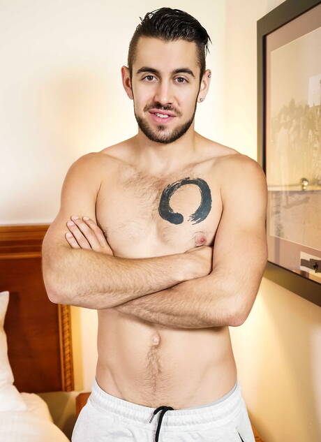 Les stars américaines musclées Dante Colle et le costaud Darin Silvers ont une relation sexuelle torride