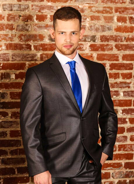 Men: Pretty american boys hairy stud Kurtis Wolfe and hunky guy Julian Knowles fuck ass after sucking dick