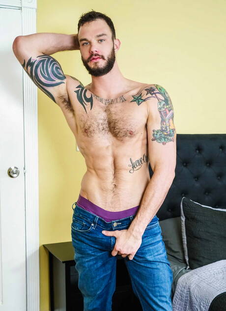 Men: Aardige Amerikaanse jongens, gespierde Cliff Jensen en harige hengst Griffin Barrows in een hete kontneuk