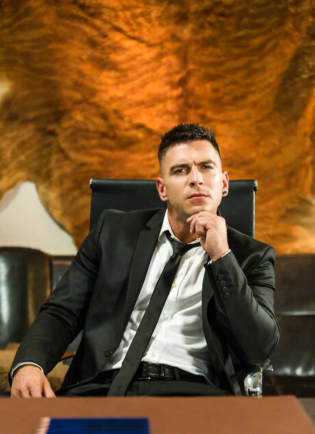 English tough guy Paddy Obrian and hunk Orson Deane have anal sex