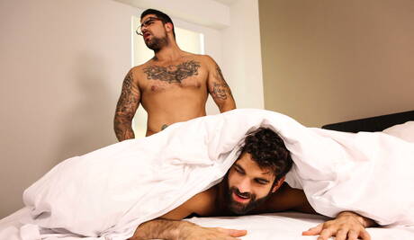 Canadian strong bull Ryan Bones and american otter Tegan Zayne jerk off cock