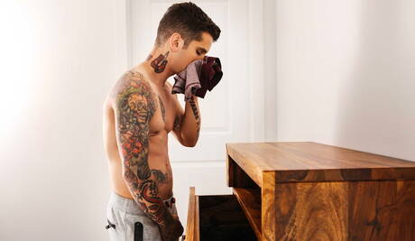 Canadian husky guy Pierre Fitch and american hunky guy Cade Maddox fuck ass after sucking cock