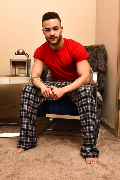 Hete Amerikaanse mannen gespierde Beaux Banks en gespierde Aspen neuken kont na het zuigen van pik