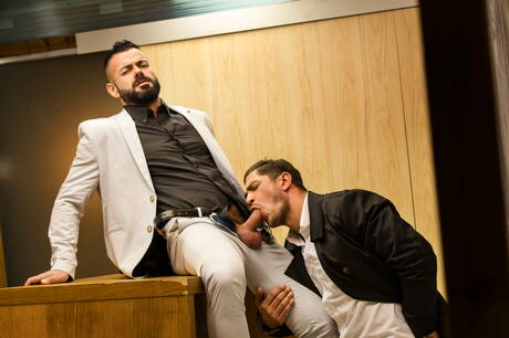 O musculoso russo Dato Foland e Victor Dangelo fazendo sexo anal