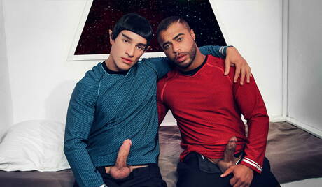 American superstud Jordan Boss and ebony hunky guy Micah Brandt fuck ass after interracial blowjob