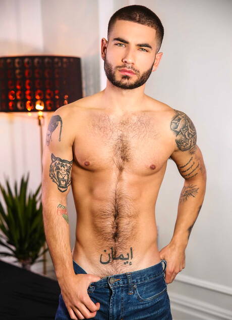 Russian hunky guy Vadim Black and american well-built Jordan Levine banged each other