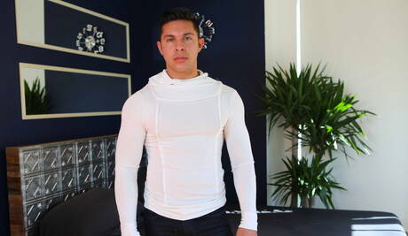 Two american boys otter Jarec Wentworth and strong bull Seth Santoro have a hot couple scene