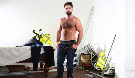 English hunk Paddy Obrian and beefcake Dakota Vice have anal sex