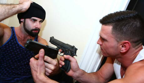 English hunk Paddy Obrian and beefcake Dakota Vice have anal sex