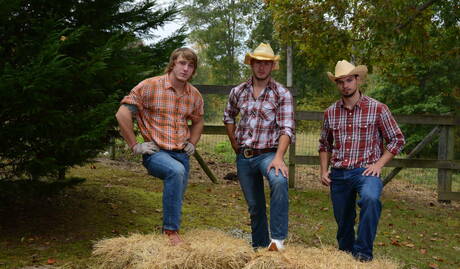 Sexy boys Tom Faulk, Jason Maddox and Brenner Bolton in hot threesome anal sex outside