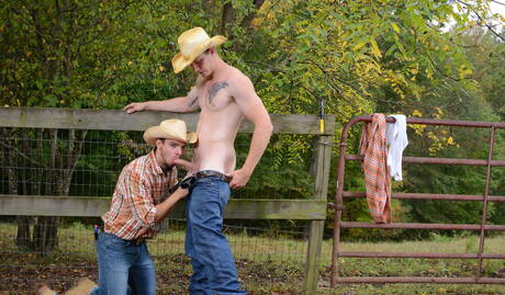 I due ragazzi americani sexy, Johnny Forza e Jason Maddox, si sono scopati all