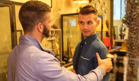 Les gentils américains Otter Jimmy Fanz et Otter Chris Harder s