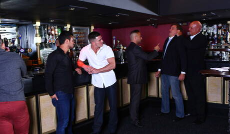 英國大力士 Paddy Obrian 和超級猛男 Mckensie Cross 互相吸吮和操弄