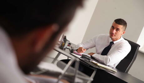 O garanhão eslovaco Jay Roberts e o urso australiano Rogan Richards fazem um bom sexo