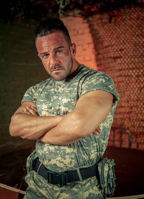 Men: English husky guy Paddy Obrian and  Alex Brando posing naked and showing nice butt