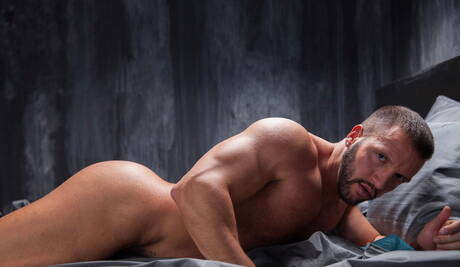 Men.com: Latin husky guy Topher Di Maggio and spanish mature bear Donato Reyes fuck ass after sucking dick