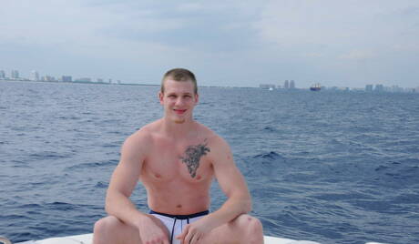 ragazzi sexy Johnny Forza, Asher Hawk e Jack King fanno un caldo sesso a tre all