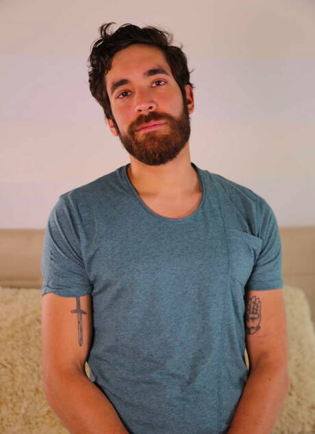 Men: American muscular Dale Cooper and brazilian muscular Jimmy Durano sucking and screwing each other outdoor