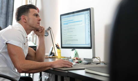 American beefcake Damien Crosse and english hunky guy Paddy Obrian fuck after dick sucking