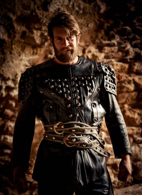 Men.com: American otter Colby Keller and dutch well-built Toby Dutch fuck after dick sucking outdoor