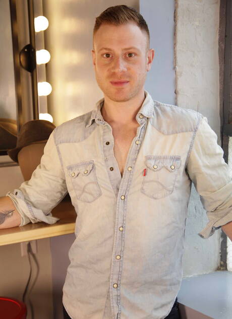 Nice american boys stud Phenix Saint and tough guy Saxon West in hard anal sex