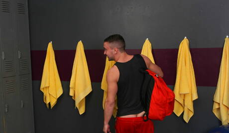 Knappe Amerikaanse jongens, superstud Colt Rivers en otter Jimmy Fanz in hete homoseksuele actie