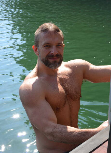 Men.com: Two american boys hot bear Colby Jansen and beefcake Dirk Caber love each other outdoor