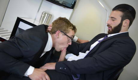 Heiße amerikanische Jungs, Otter Jarec Wentworth und der bullige Jay Austin in heißer Arschfick-Action