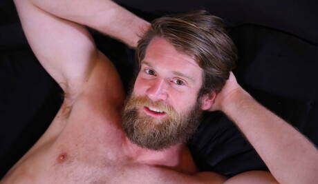 Sander i wydra amerykańska Colby Keller uprawiają gorący seks