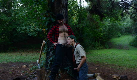 Hot american boys otter Jimmy Fanz and young dude Zac Stevens have anal sex outside