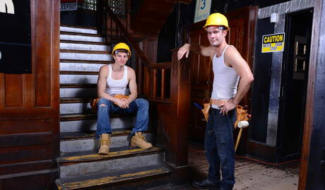 Famous americans, husky guy Cameron Kincade and young Matthew Ryder posing nude and showing ass