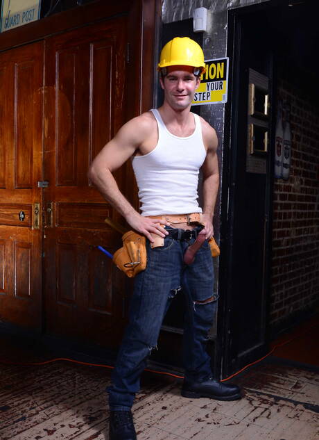 Famous americans, husky guy Cameron Kincade and young Matthew Ryder posing nude and showing ass