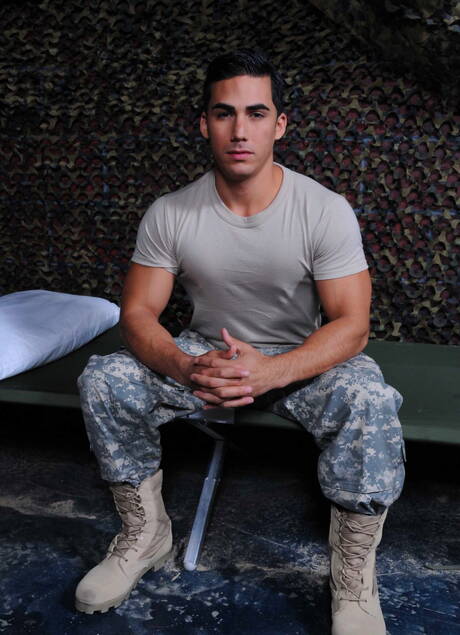 Hot american guys beefy Tom Faulk and hunky guy Topher Di Maggio sucking and fucking each other