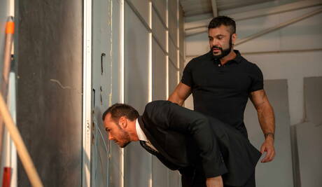 Gabriel Vanderloo und der heiße australische Bär Rogan Richards lutschen und vögeln sich gegenseitig