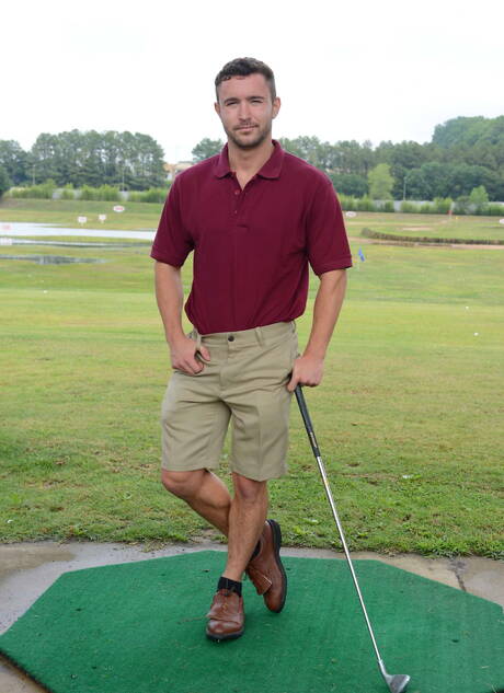 Colt Rivers, Cameron, Tom Faulk, Bennett bei heißem Knall draußen