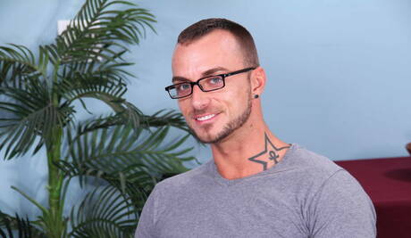 Men.com: American otter Jessie Colter and  Cole Brooks fuck ass after blowjob