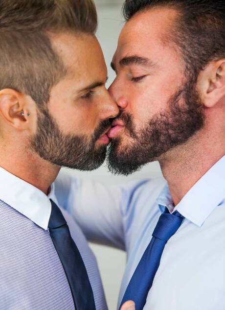 German beefy Jessy Ares and spanish hairy bear Dani Robles in hot homosexual action