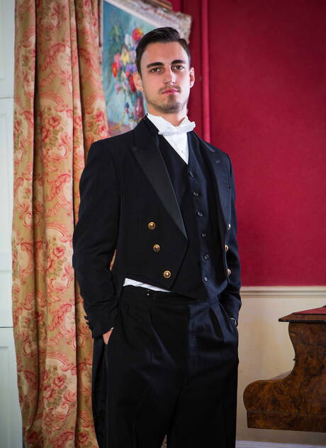 Der muskulöse Ungar Darius Ferdynand und der harte Kerl Alex Garcia haben guten Sex