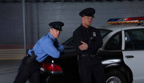 Gorący amerykańscy chłopcy, krzepki facet Connor Kline i umięśniony Liam Magnuson uprawiają gorący seks