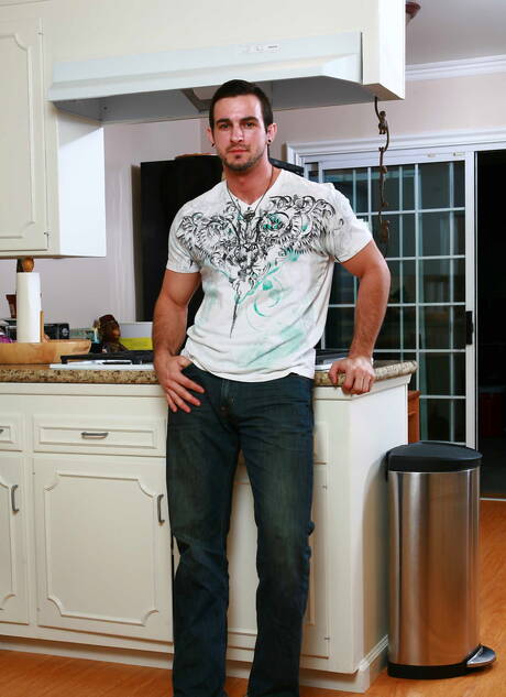 I bravi ragazzi americani, il robusto Phenix Saint e la lontra Jessie Colter fanno l