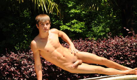 Hot american guys hunky guy Isaac Hardy and beefcake Johnny Rapid fuck after blowjob at the pool