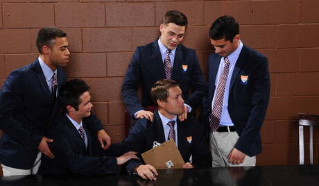 Bobby, Tommy Defendi, Mike De Marko, Donny Wright, Micah in un bollente sesso di gruppo