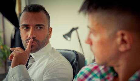 supergaranhão sueco Tomas Brand e Tony Rivera fodem a bunda depois de chupar um pau