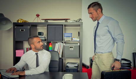 supergaranhão sueco Tomas Brand e Tony Rivera fodem a bunda depois de chupar um pau