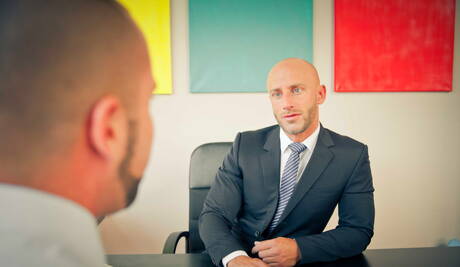 Der gut gebaute Craig Farell und der attraktive Aymeric Deville bei heißer Arschfick-Action