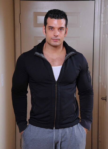 Men: Strongman Tommie and latin strong bull Marcus Ruhl fuck ass after sucking dick